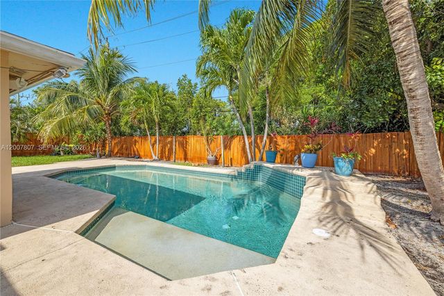 4051 NE 17th Ter, Pompano Beach, FL 33064