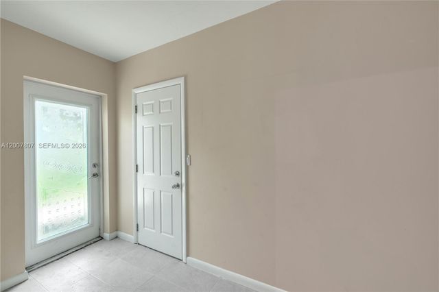 4051 NE 17th Ter, Pompano Beach, FL 33064
