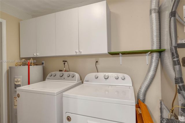 4051 NE 17th Ter, Pompano Beach, FL 33064