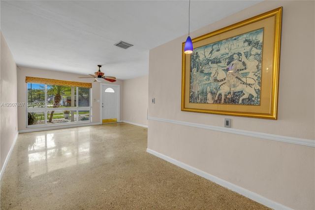 4051 NE 17th Ter, Pompano Beach, FL 33064