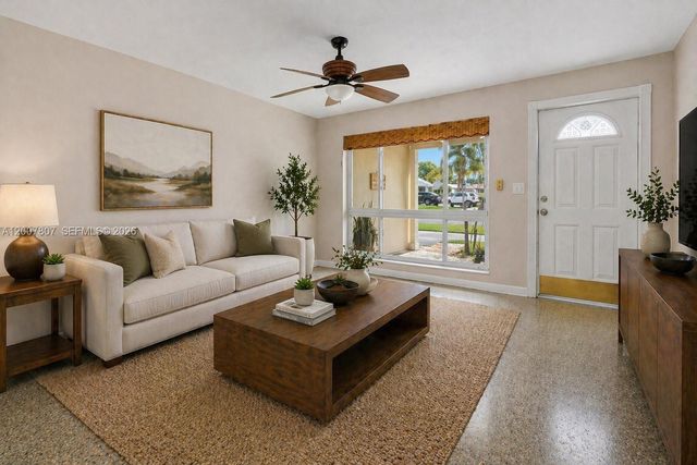 4051 NE 17th Ter, Pompano Beach, FL 33064