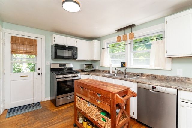 77 Clinton Rd, Weymouth, MA 02189