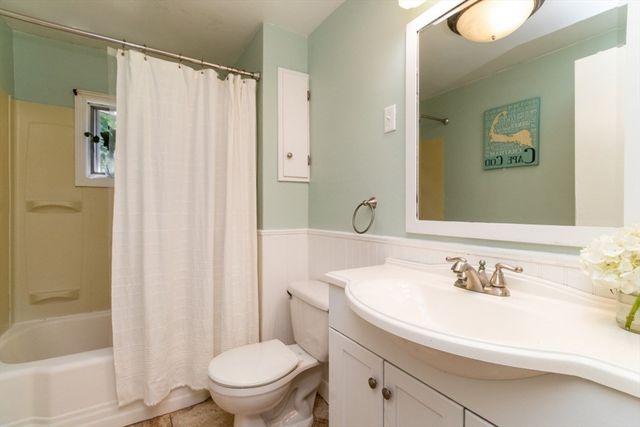 77 Clinton Rd, Weymouth, MA 02189