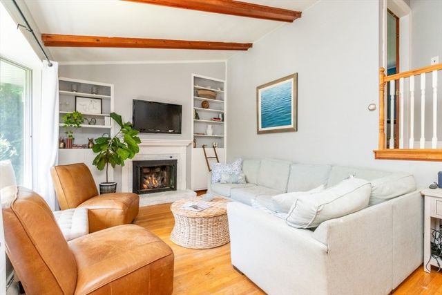 77 Clinton Rd, Weymouth, MA 02189