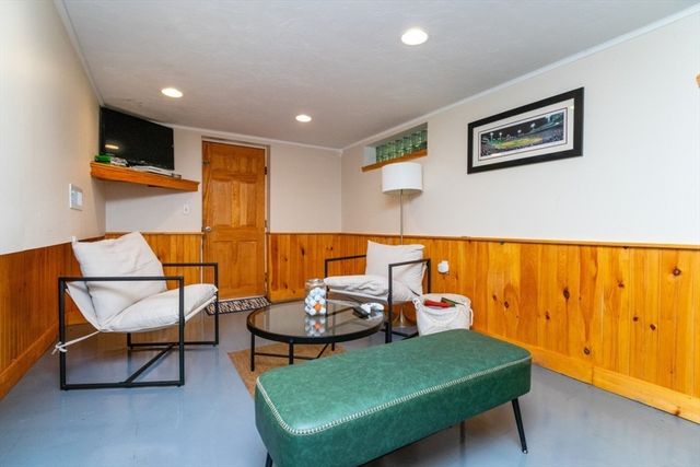 77 Clinton Rd, Weymouth, MA 02189