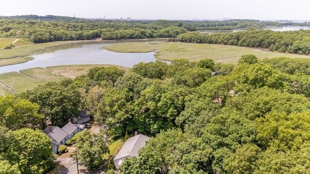 77 Clinton Rd, Weymouth, MA 02189