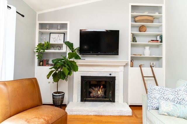 77 Clinton Rd, Weymouth, MA 02189