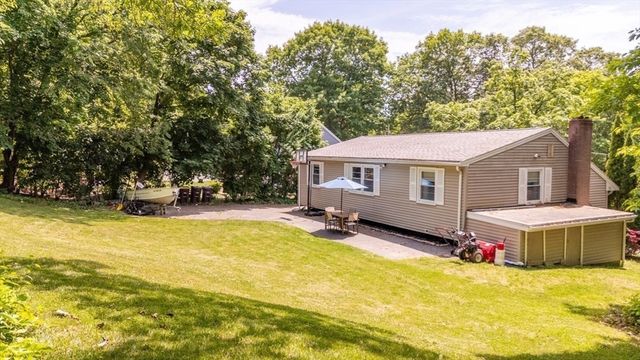 77 Clinton Rd, Weymouth, MA 02189