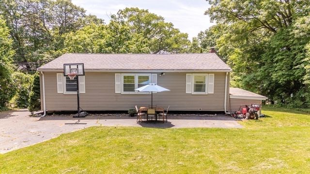 77 Clinton Rd, Weymouth, MA 02189