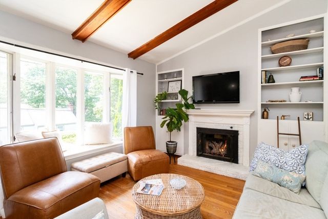 77 Clinton Rd, Weymouth, MA 02189