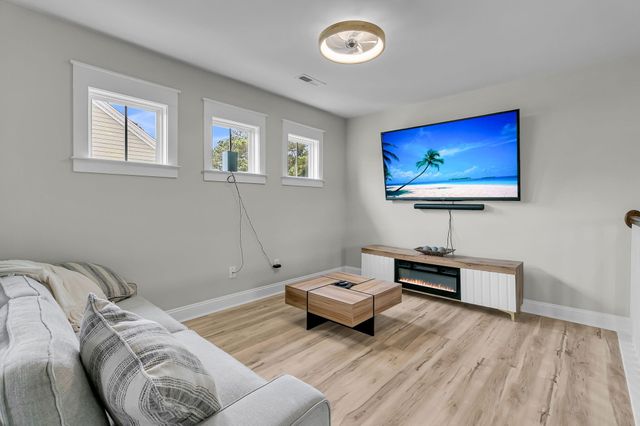 1053 Victoria Road, Wando, SC 29492