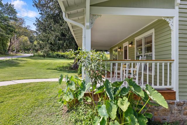 364 Hiawassee Street, Hayesville, NC 28904