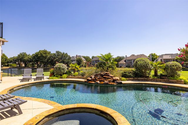 2808 Amesbury Drive, Plano, TX 75093