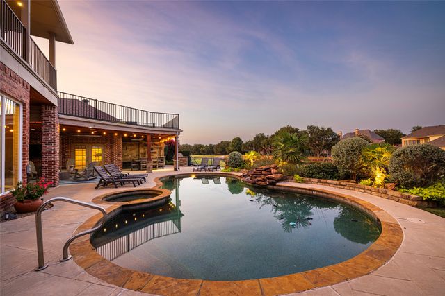 2808 Amesbury Drive, Plano, TX 75093