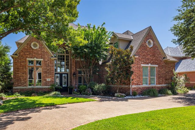 2808 Amesbury Drive, Plano, TX 75093