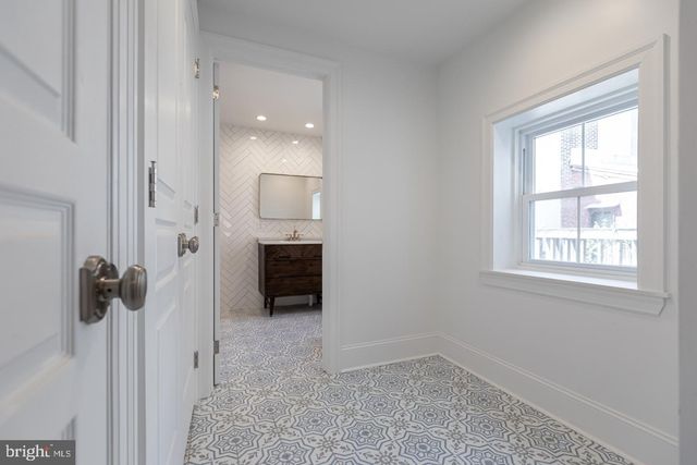 130 W LAUREL ST #2, Philadelphia, PA 19123