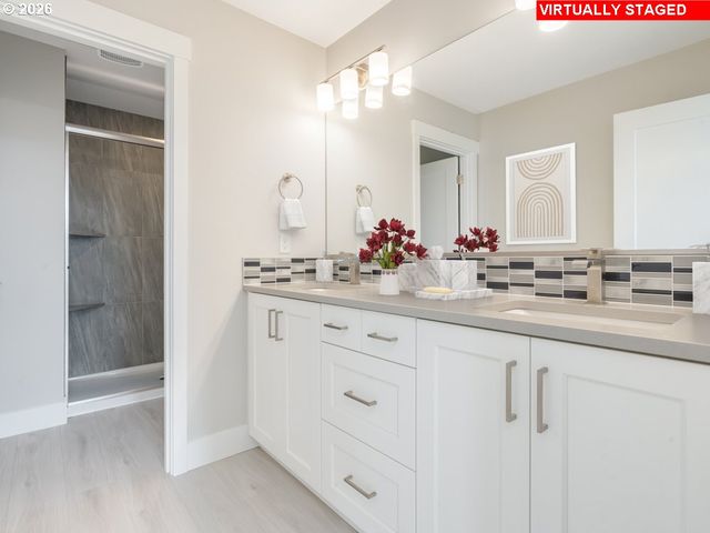 2445 N Villa Rd, Newberg, OR 97132