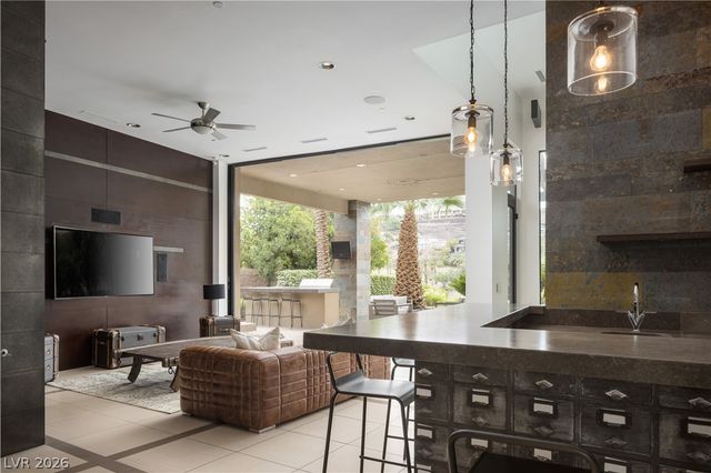 1501 Foothills Village Drive, Henderson, NV 89012