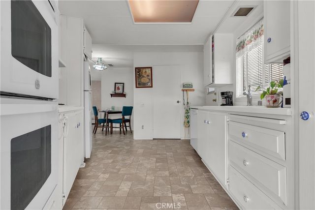 3720 Lake Grove Dr., Yorba Linda, CA 92886