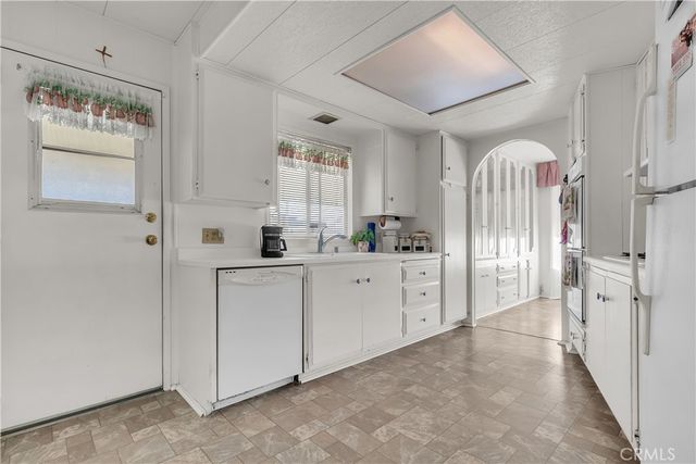 3720 Lake Grove Dr., Yorba Linda, CA 92886