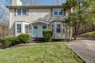 7766 Sawyer Brown Rd, Nashville, TN 37221