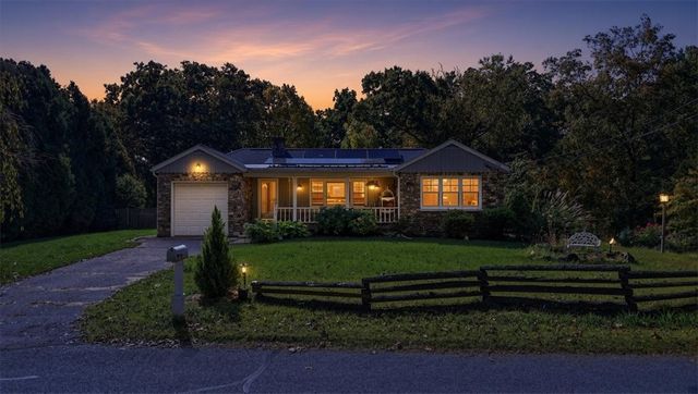 131 Henry Street, Uxbridge, MA 01569
