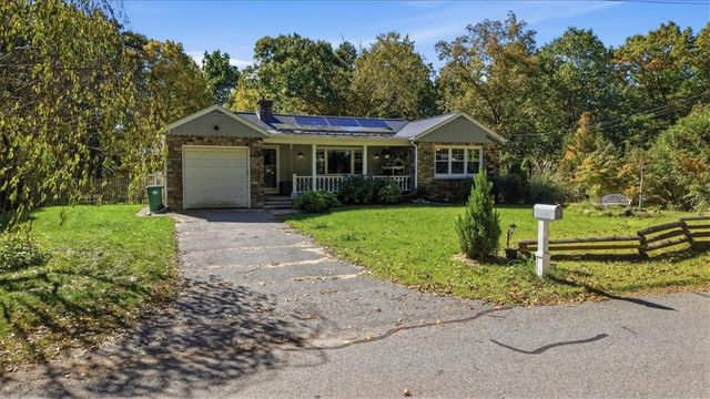 131 Henry Street, Uxbridge, MA 01569