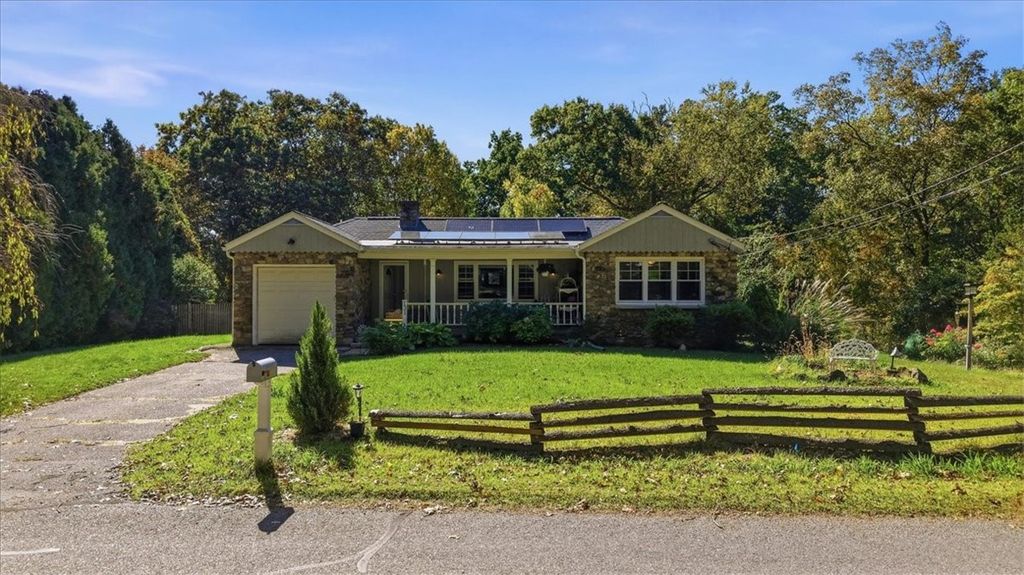 131 Henry Street, Uxbridge, MA 01569
