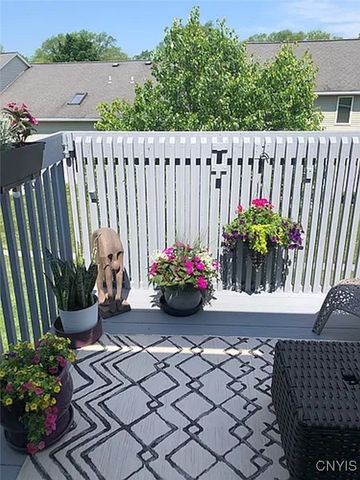 21 Nouveau Place, Perinton, NY 14450