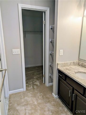 21 Nouveau Place, Perinton, NY 14450