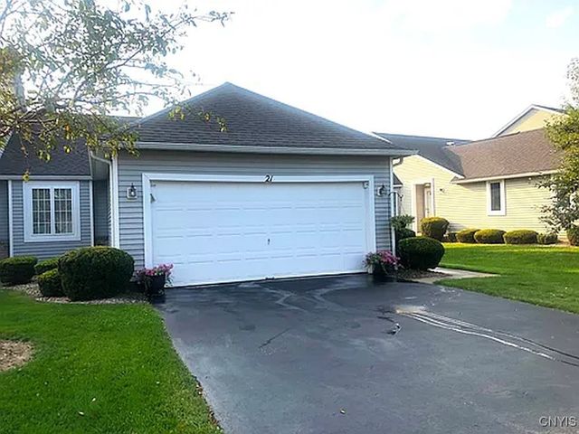 21 Nouveau Place, Perinton, NY 14450