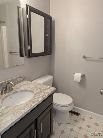 21 Nouveau Place, Perinton, NY 14450