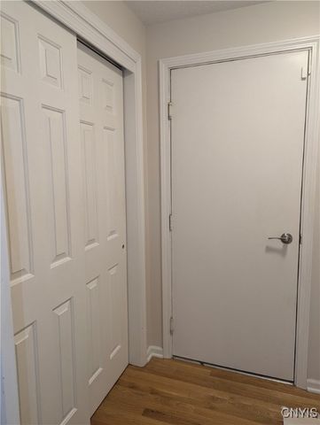 21 Nouveau Place, Perinton, NY 14450