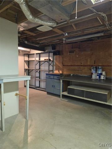 21 Nouveau Place, Perinton, NY 14450