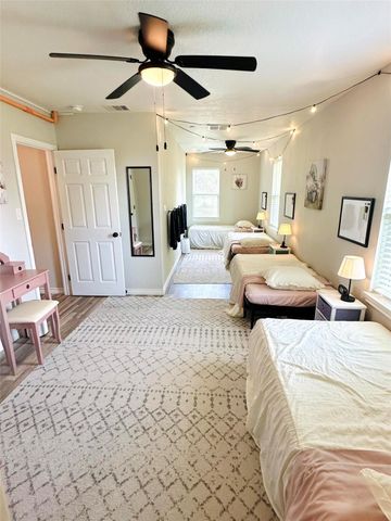 518 Anton Stade Road, Rosenberg, TX 77471