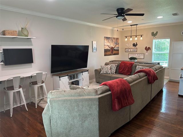 518 Anton Stade Road, Rosenberg, TX 77471