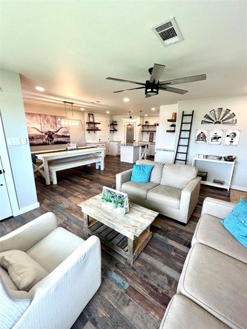 518 Anton Stade Road, Rosenberg, TX 77471