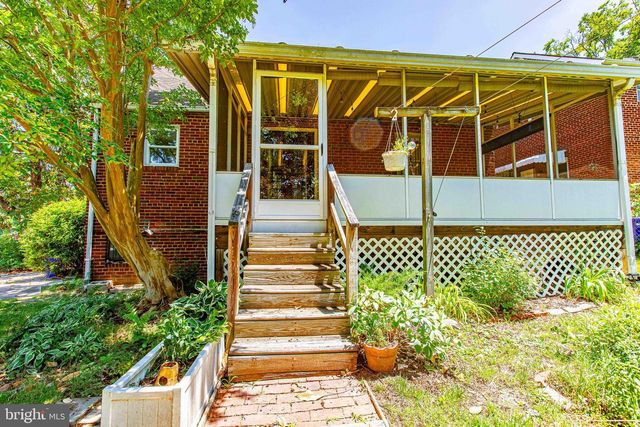 1714 61ST, Landover, MD 20785