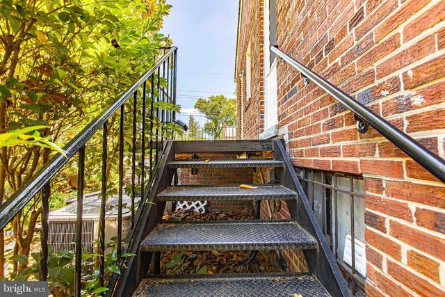 1714 61ST, Landover, MD 20785