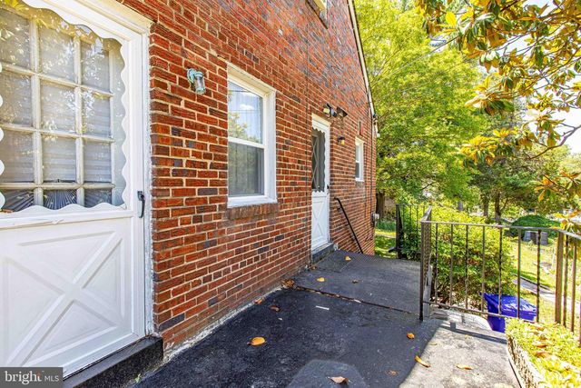 1714 61ST, Landover, MD 20785