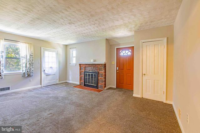 1714 61ST, Landover, MD 20785