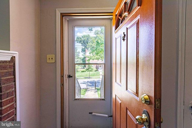 1714 61ST, Landover, MD 20785