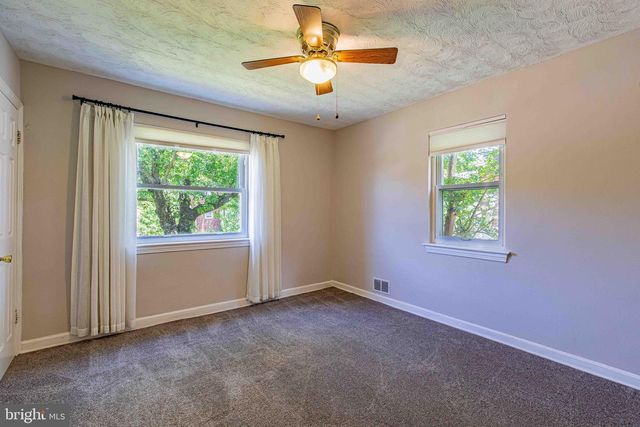 1714 61ST, Landover, MD 20785