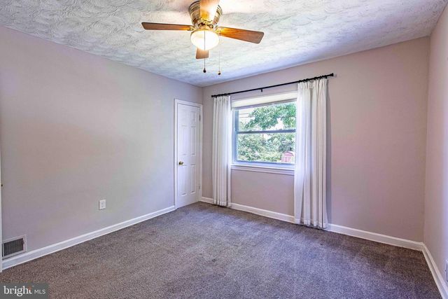 1714 61ST, Landover, MD 20785