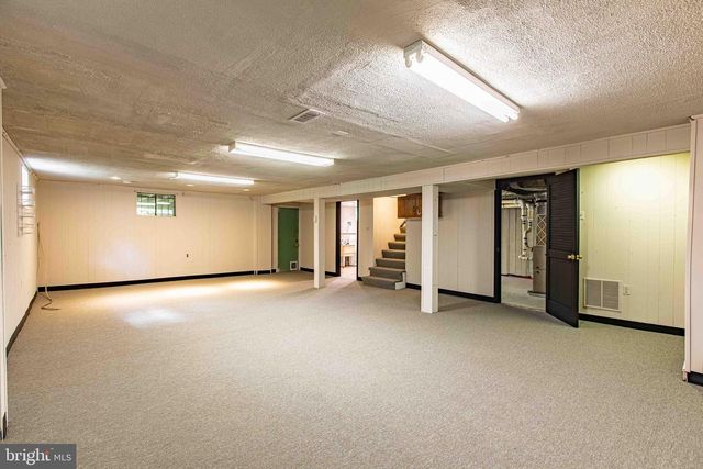1714 61ST, Landover, MD 20785