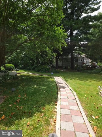 1714 61ST, Landover, MD 20785