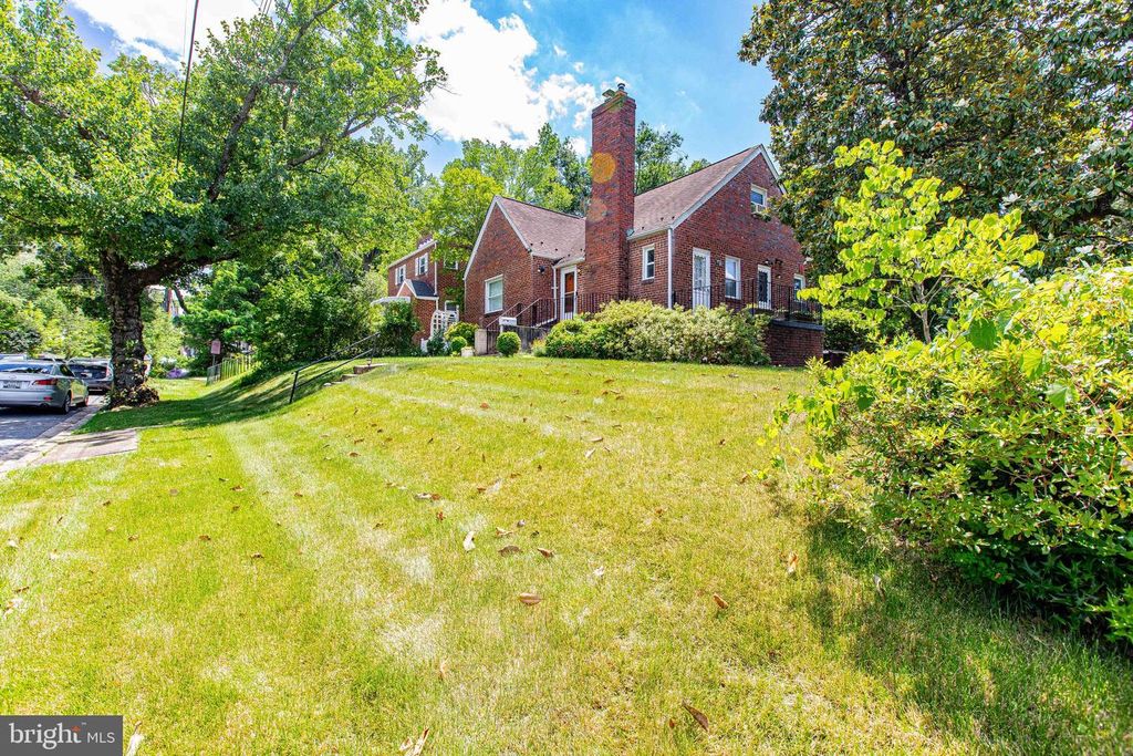 1714 61ST, Landover, MD 20785