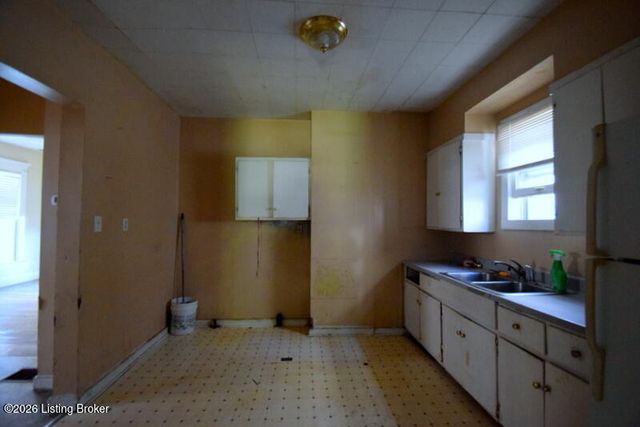 3418 Dearcy Ave, Louisville, KY 40215