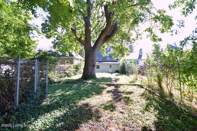 3418 Dearcy Ave, Louisville, KY 40215