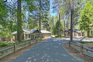 5620 Badger Hill Rd, Pollock Pines, CA 95726